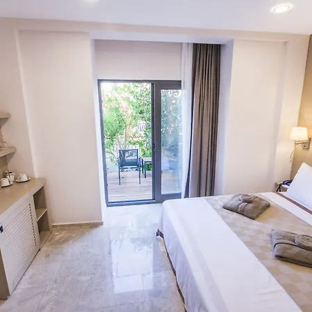 Eng Boutique Hotel 3*